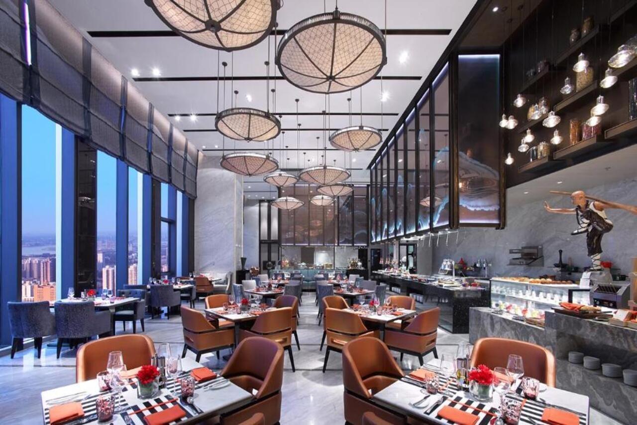 Wanda Vista Zhengzhou Hotel Exterior photo
