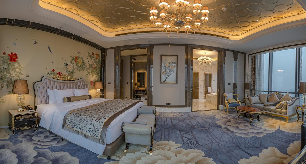 Wanda Vista Zhengzhou Hotel Exterior photo